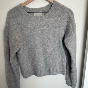 Gray everlane sweater